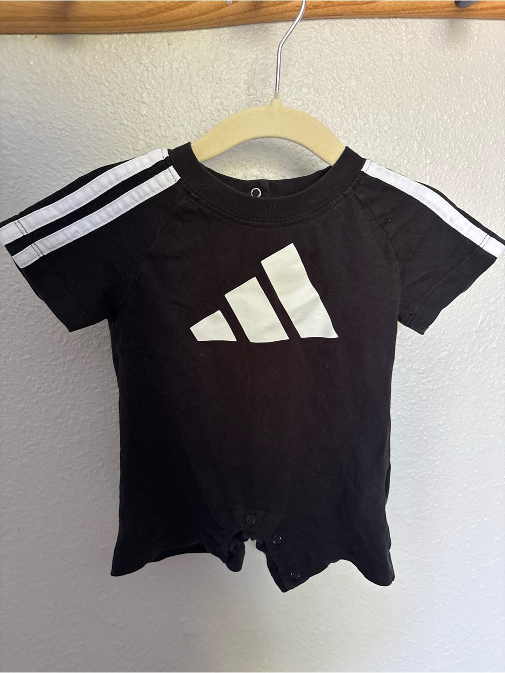 Adidas Black & White baby Logo romper